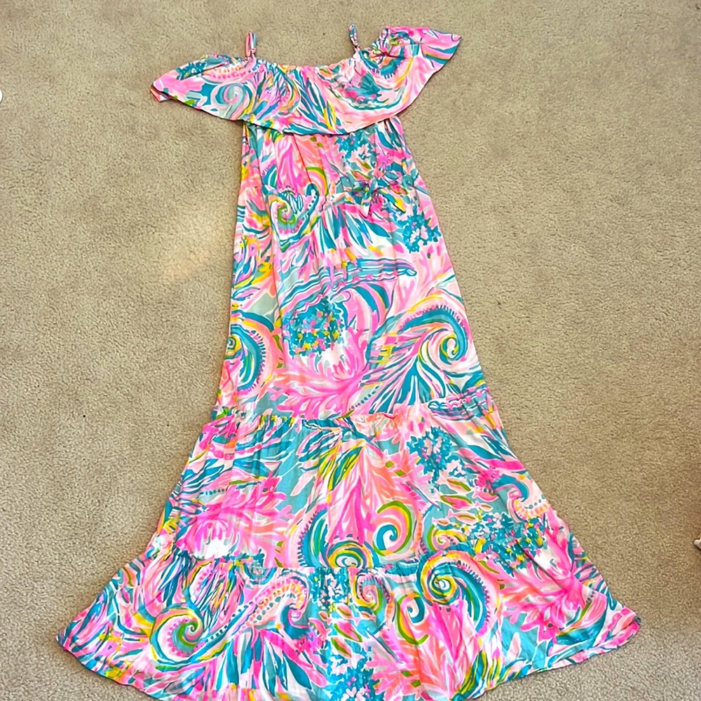 Lilly Pulitzer girls long dress. Lightly worn size XL 12-14